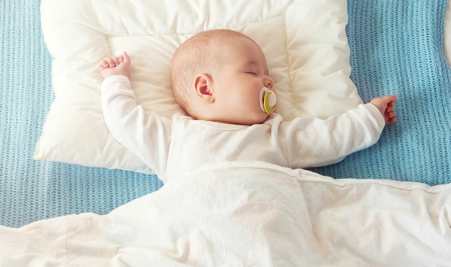 Сон ребенка в первые недели жизни