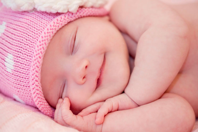первые дни жизни новорожденный спит